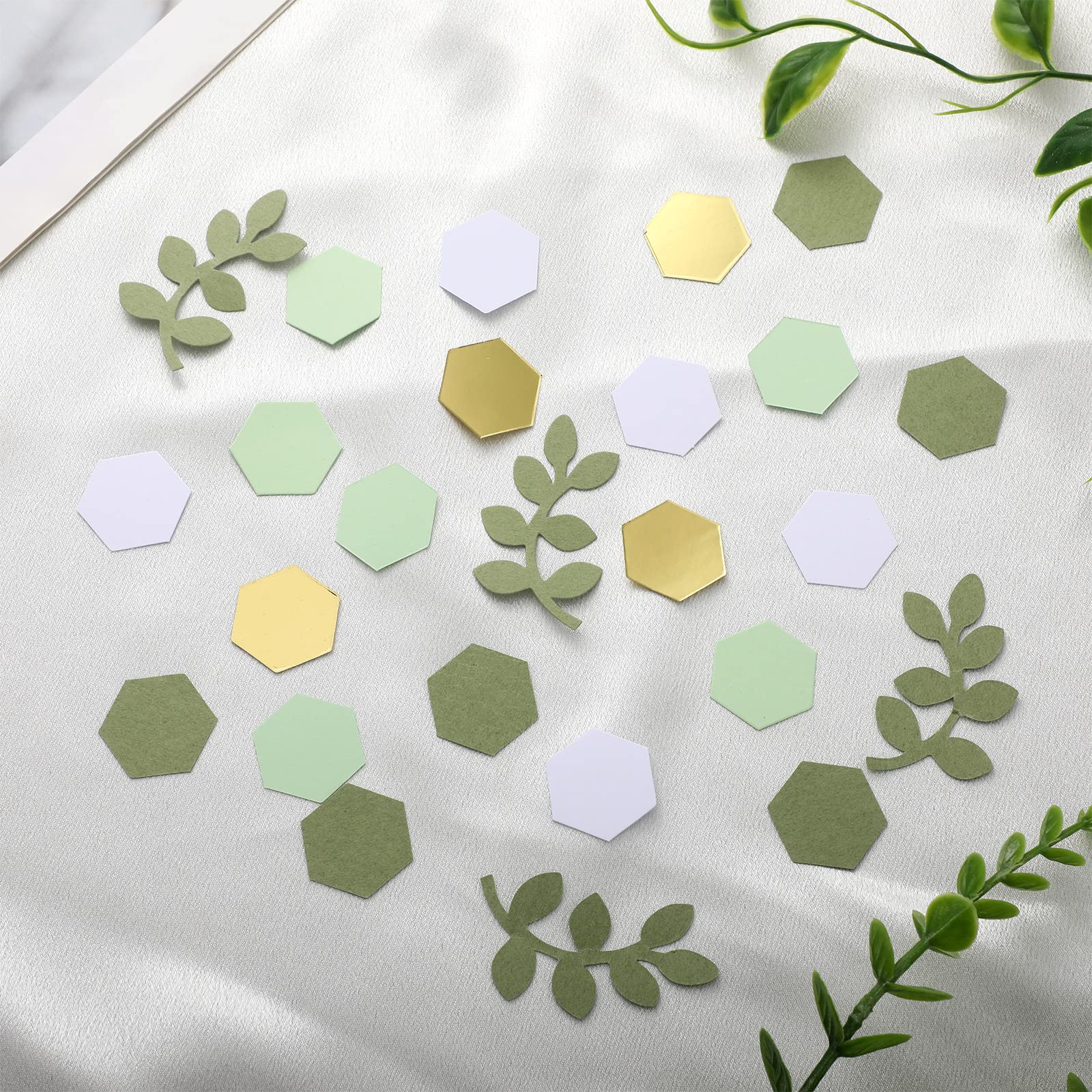 Crtiin 500 Pcs Greenery Gold Eucalyptus Confetti Baby Shower Confetti Hexagon Scatter Boho Scatter Table Decoration for Wedding Bridal Party Classroom Nursery (Tea Green, Sage Green, White, Gold)