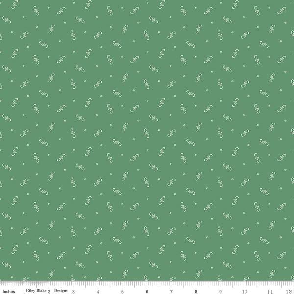 Prairie Fat Quarter Bundle (46 Pieces) by Lori Holt for Riley Blake 18 x 21 inches (45.72 cm x 53.34 cm) Fabric cuts DIY Quilt Fabric