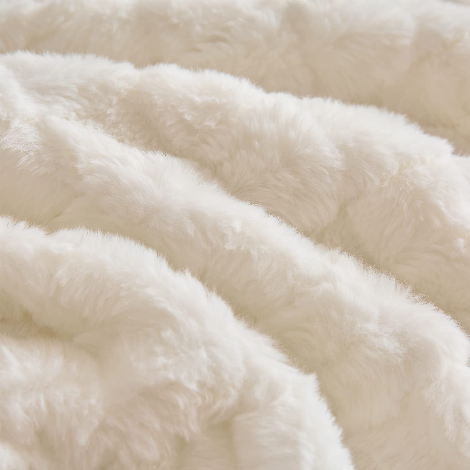 Jameswish Faux Rabbit Fur Duvet Cover Set Super Soft Furry Comforter Cover Set Luxury Cozy Cross Pattern Plush Fuzzy Fluffy 3Pcs Bedding Set(1Duvet Cover+2 Pillowcases) (Queen Size, Ivory White)