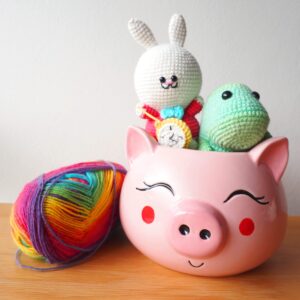 Pig Yarn Bowl for Knitting - Cute Ceramic Knitting Bowl Extra Large Ceramic Yarn Bowl Crochet Accessories Yarn Holder Storage Gift for Knitters Funny