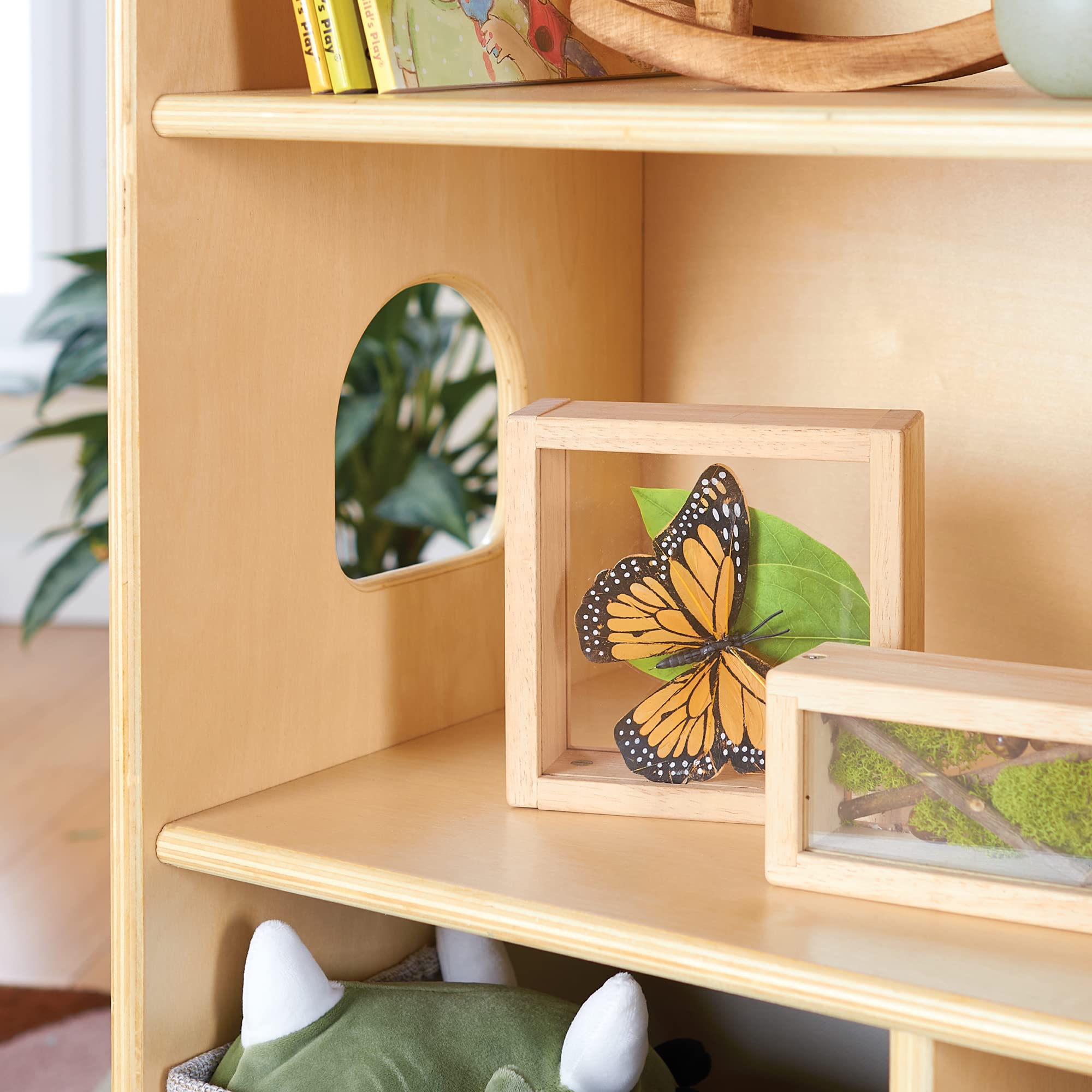 Guidecraft EdQ Dollhouse Bookcase - Natural: Kids' Wooden Organizer Shelves with Removable Storage Bins for Books, Dolls, and School Supplies | Children's Bedroom and Classroom Furniture