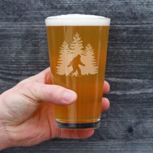 Bigfoot Pint Glass - Funny Bigfoot Gifts for Sasquatch Enthusiasts - 16 Oz Pint Glasses