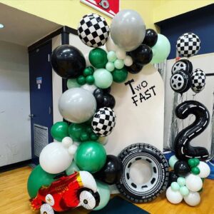 4 Pack Wheel Balloons 25 Inch Racing Car Tire Balloons Helium Foil Mylar Black and White Racing Balloons for Black&White Themed Birthday Baby Shower Ceremonies Parties Decorations Supplies