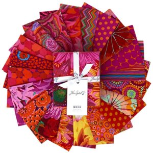 kaffe fassett classics plus vineyard 20 fat quarter bundle for free spirit fabrics