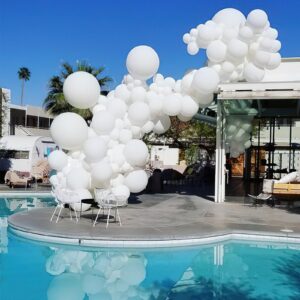 PartyWoo White Balloons, 100 pcs 12 Inch Matte White Balloons, White Balloons for Balloon Garland or Balloon Arch as Party Decorations, Wedding Decorations, Neutral Baby Shower Decorations, White-Y13