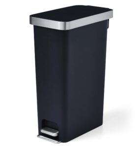 10.5 gallon trash can, plastic slim step on kitchen trash can, black