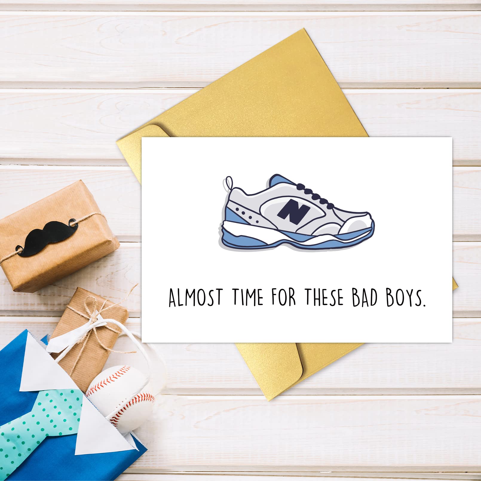 Qiliji Funny Dad Shoes Father's Day Card, Birthday Card for Old Man, New Balance Greeting Card for New Dad, Pregnancy Announcement Card, Retirement Card