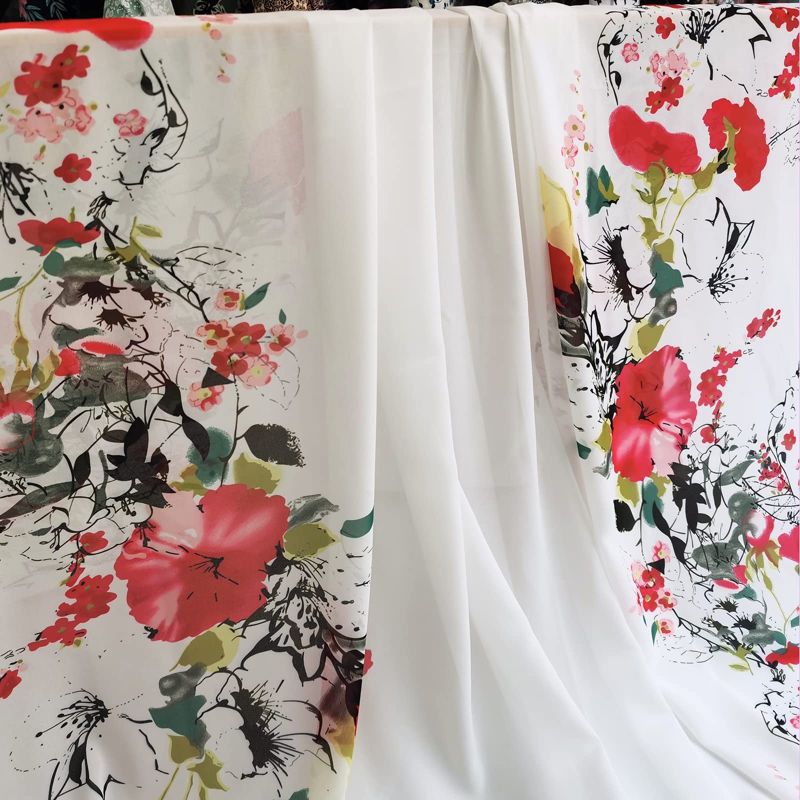 58 Inches White Flower Positional Print Chiffon Fabric Wedding Decoration Fashion Fabric Material Digital Print 75D Chiffon Evening Dress Sewing Material