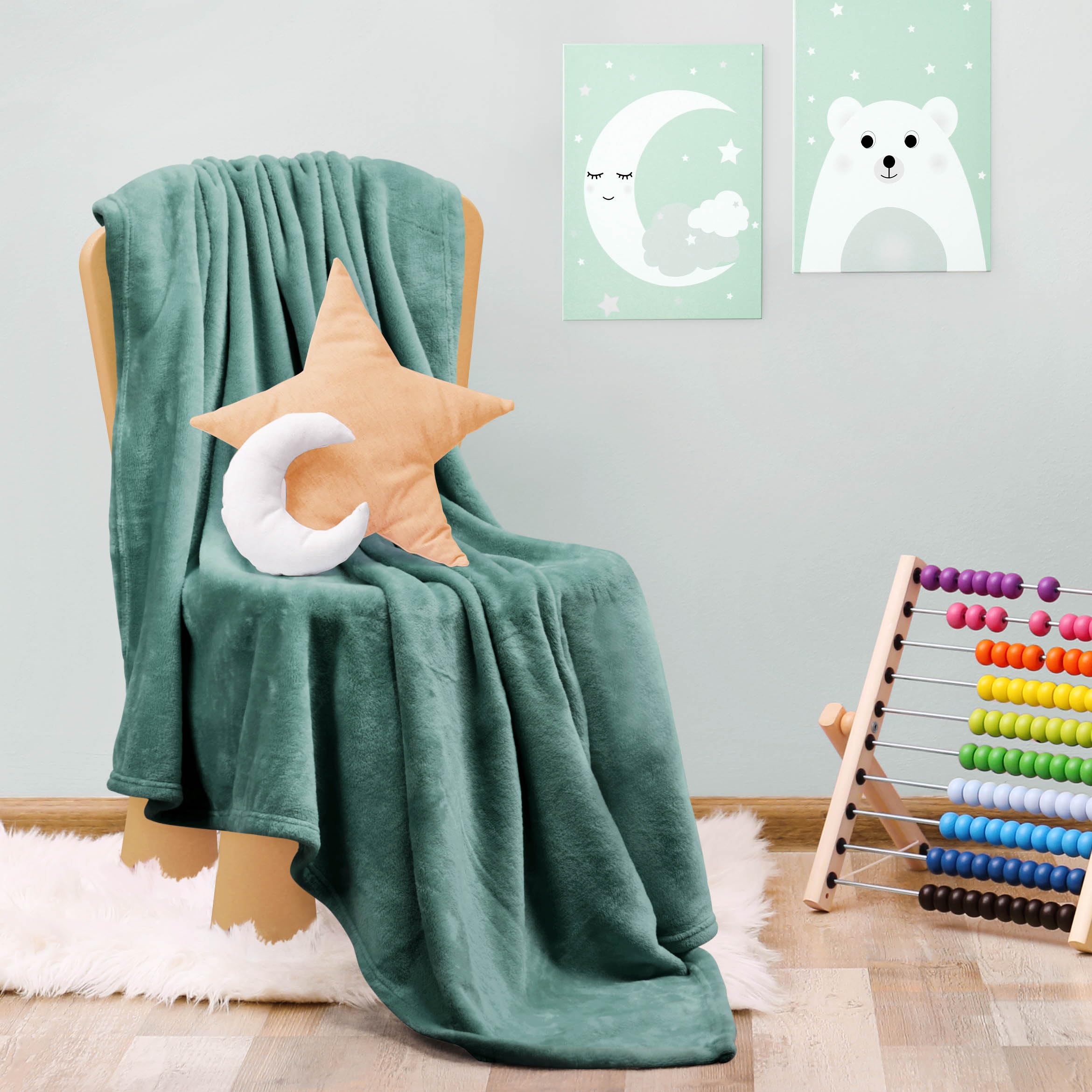 Utopia Bedding Fleece Blanket Kids Size Celadon 300GSM Luxury Blanket for Couch Sofa Bed Anti-Static Fuzzy Soft Blanket Microfiber (43x55 Inches)