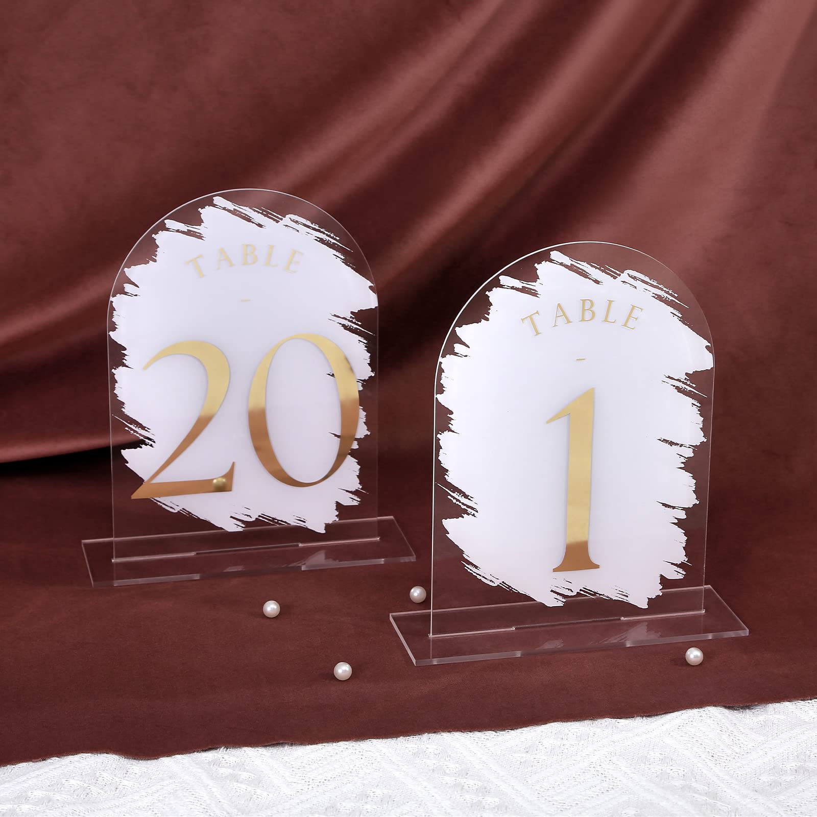 UNIQOOO White Painted Arch Wedding Table Numbers with Stands 1-20, Gold Foil Printed 5x7 Acrylic Signs and Holders, Perfect for Centerpiece, Reception, Decoration, Party, Anniversary, Event