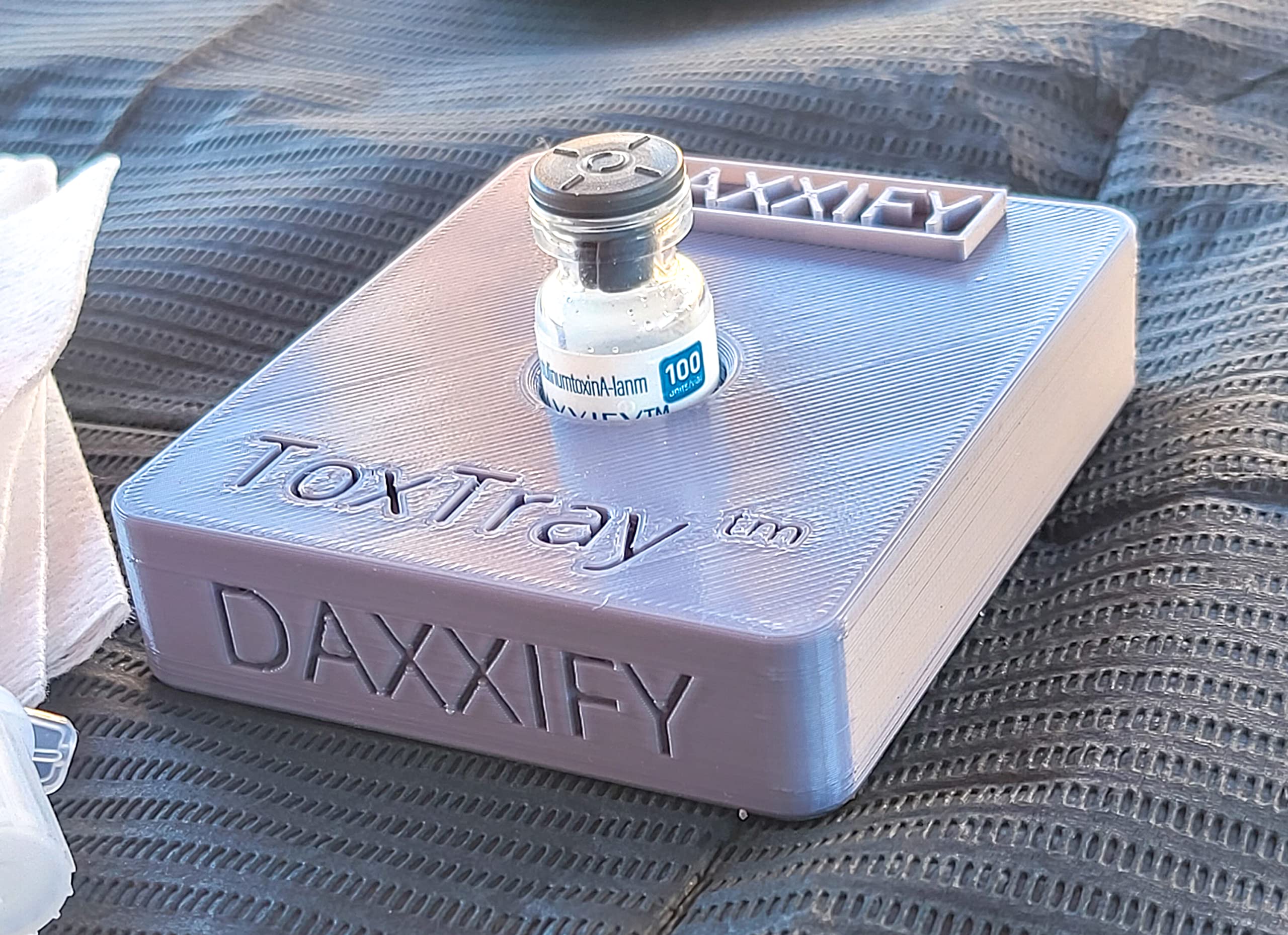 ToxTray Tower 3D Printed Spill-Resistant Vial Holder for Botox, Xeomin, Dysport, Jeuveau, Daxxify Space-Saving for MedSpa Professionals - Ideal Gift for Nurses, NPS & PAs - Saves Money (Daxxify)