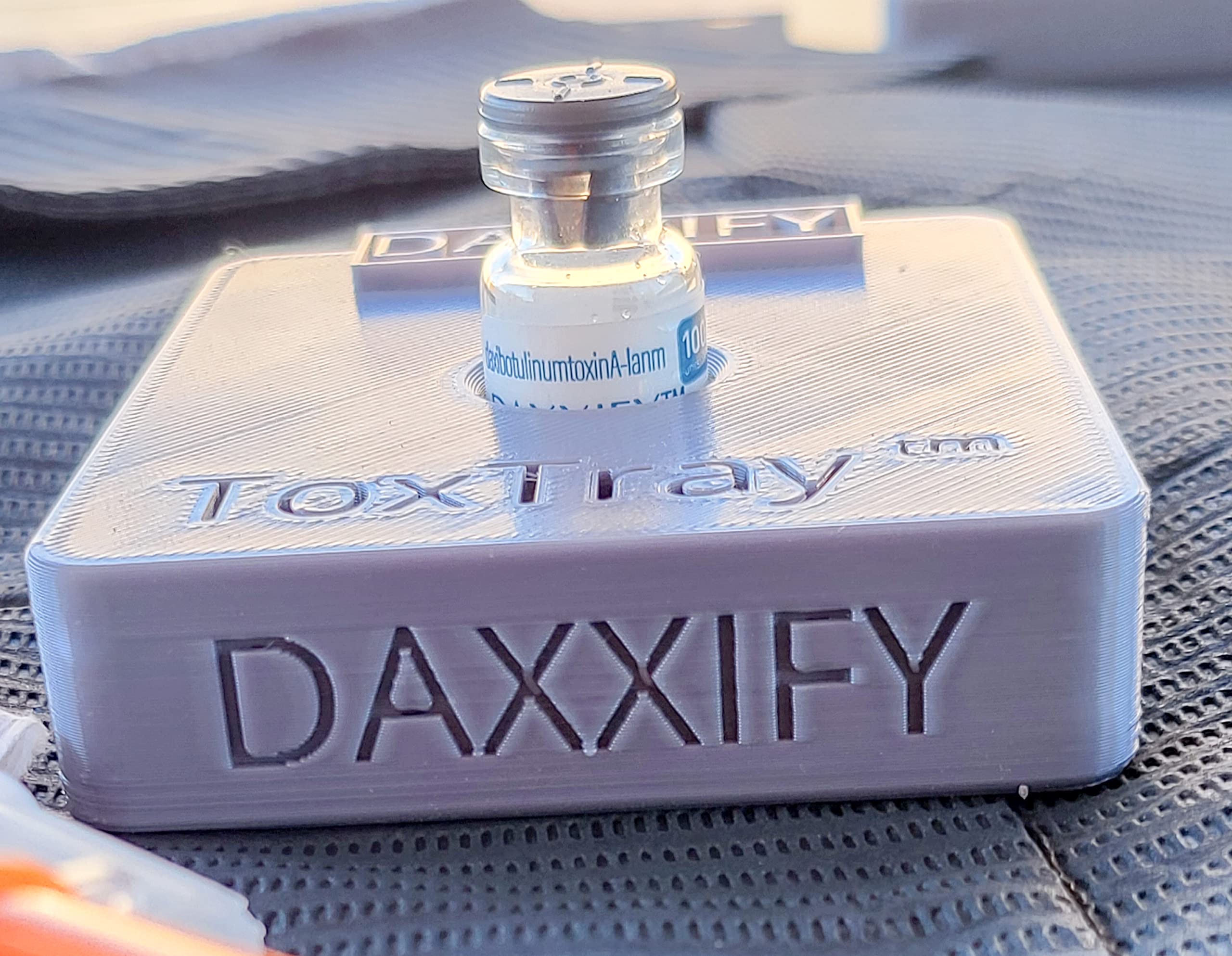 ToxTray Tower 3D Printed Spill-Resistant Vial Holder for Botox, Xeomin, Dysport, Jeuveau, Daxxify Space-Saving for MedSpa Professionals - Ideal Gift for Nurses, NPS & PAs - Saves Money (Daxxify)