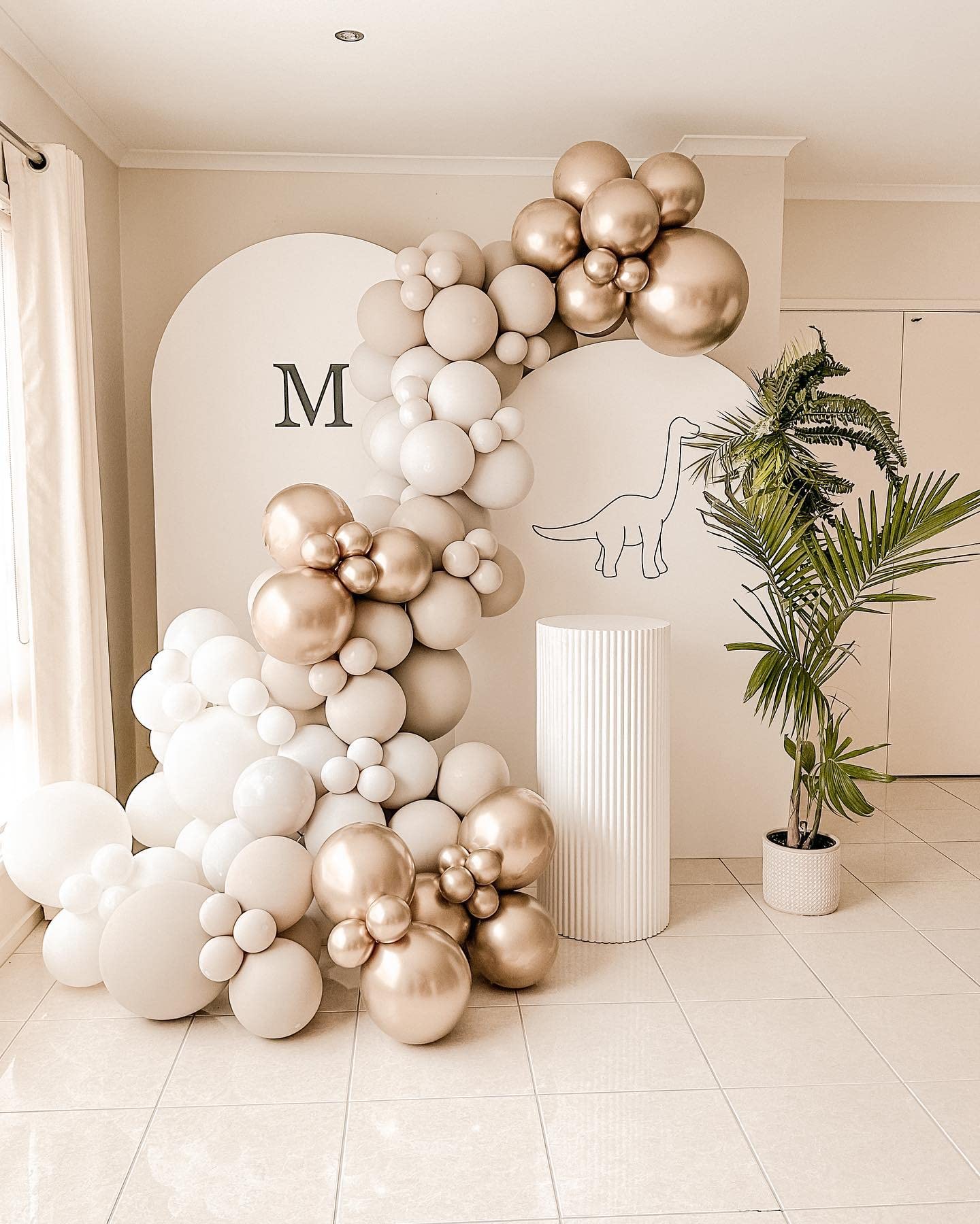 104PCS Nude Neutral Balloon Garland Arch Kit Boho Balloons Garland Double Stuffed Pearl White Balloons Cream Peach Champagne Gold Balloons for Bride Wedding Shower Birthday Party Decorations