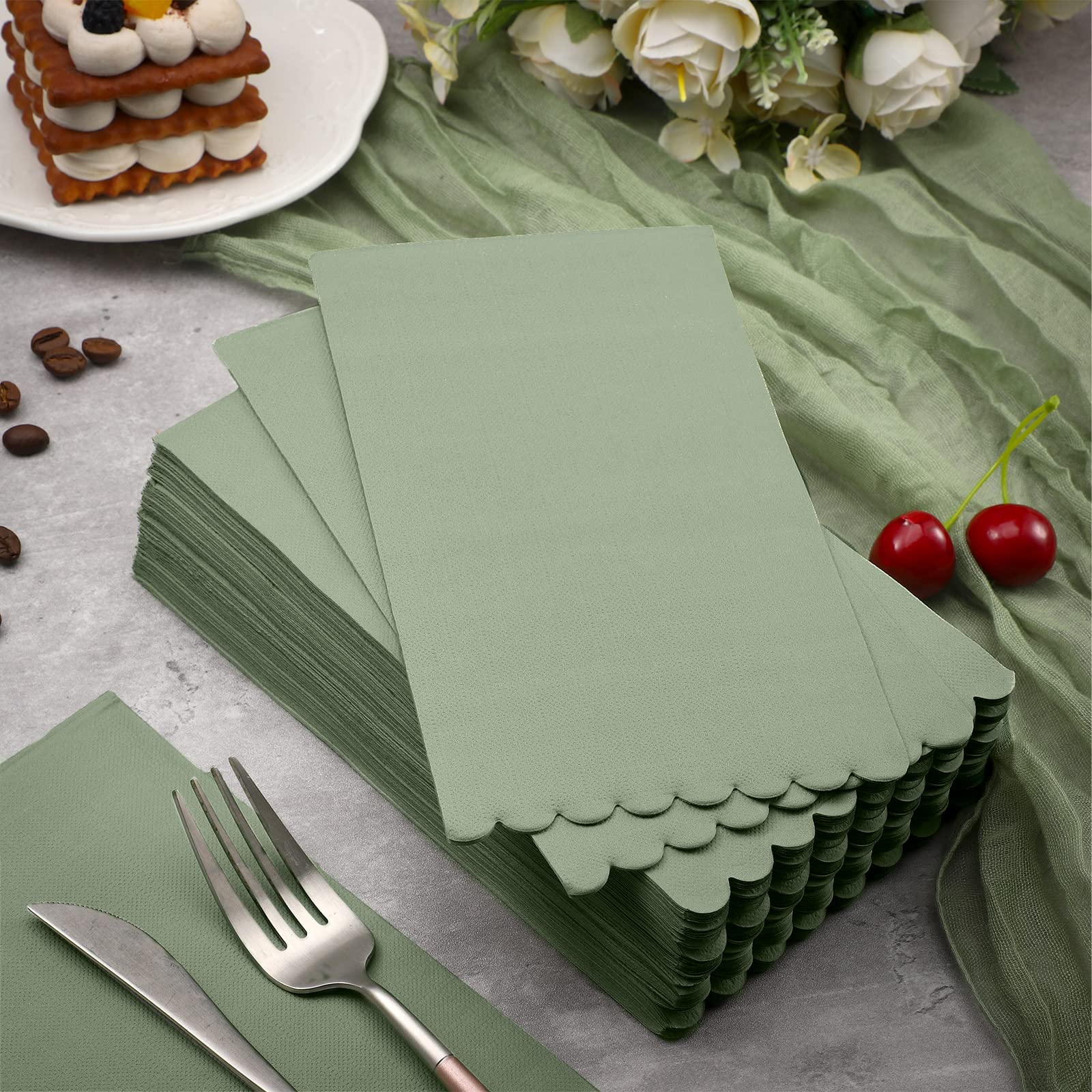 100 Pcs 2 Ply Cocktail Napkin Disposable Soft Napkins for Dinner Wedding Party Birthday Bridal Anniversary Reception, 13 x 16 Inches (Green,100 Pcs)