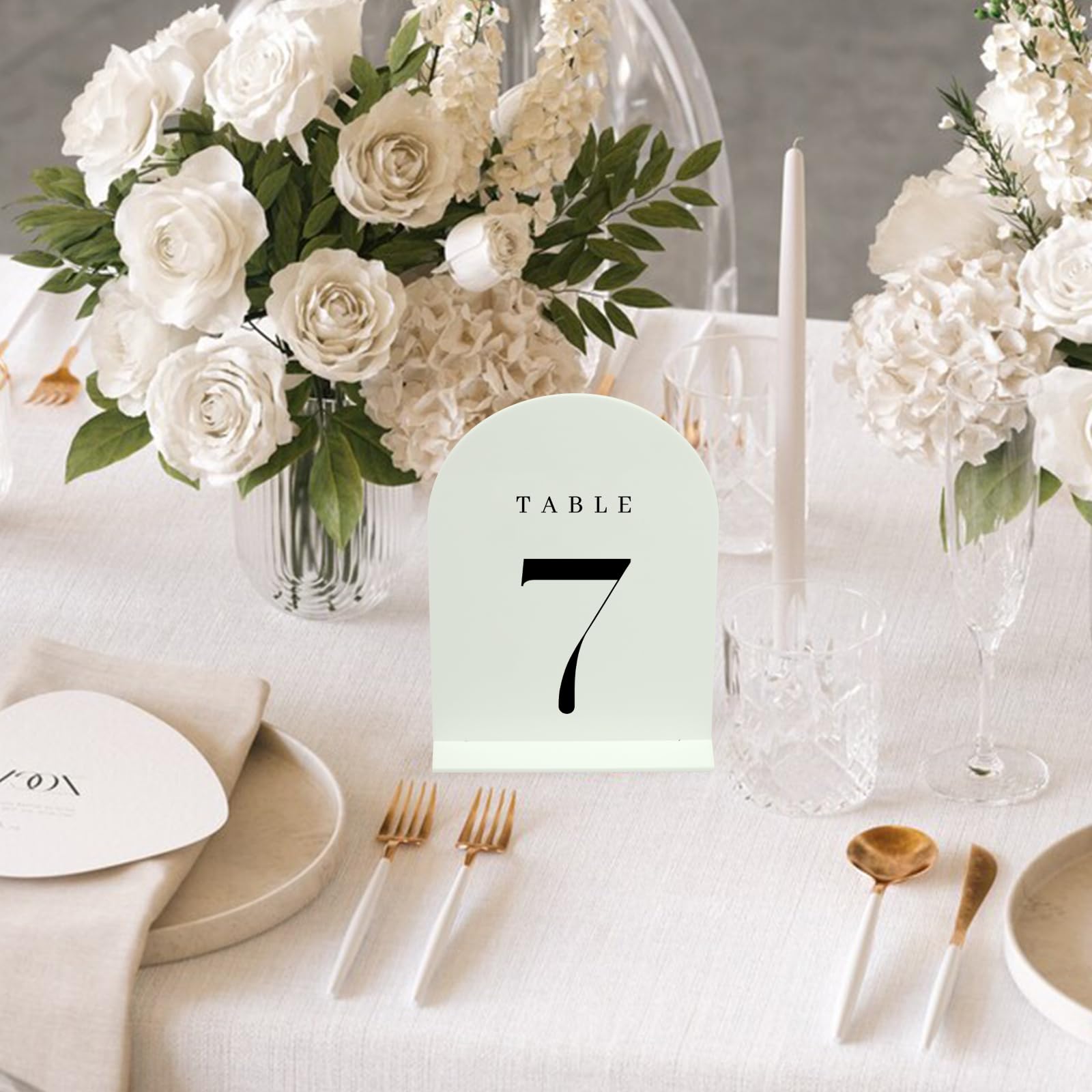 JINMURY White Arch Acrylic Table Numbers 1-30 with Stand, 5x7" White Arch Acrylic Sign and Holder Wedding Table Numbers for Reception, Centerpiece, Event (White, Black Font 1-30, 5x7 Inch)