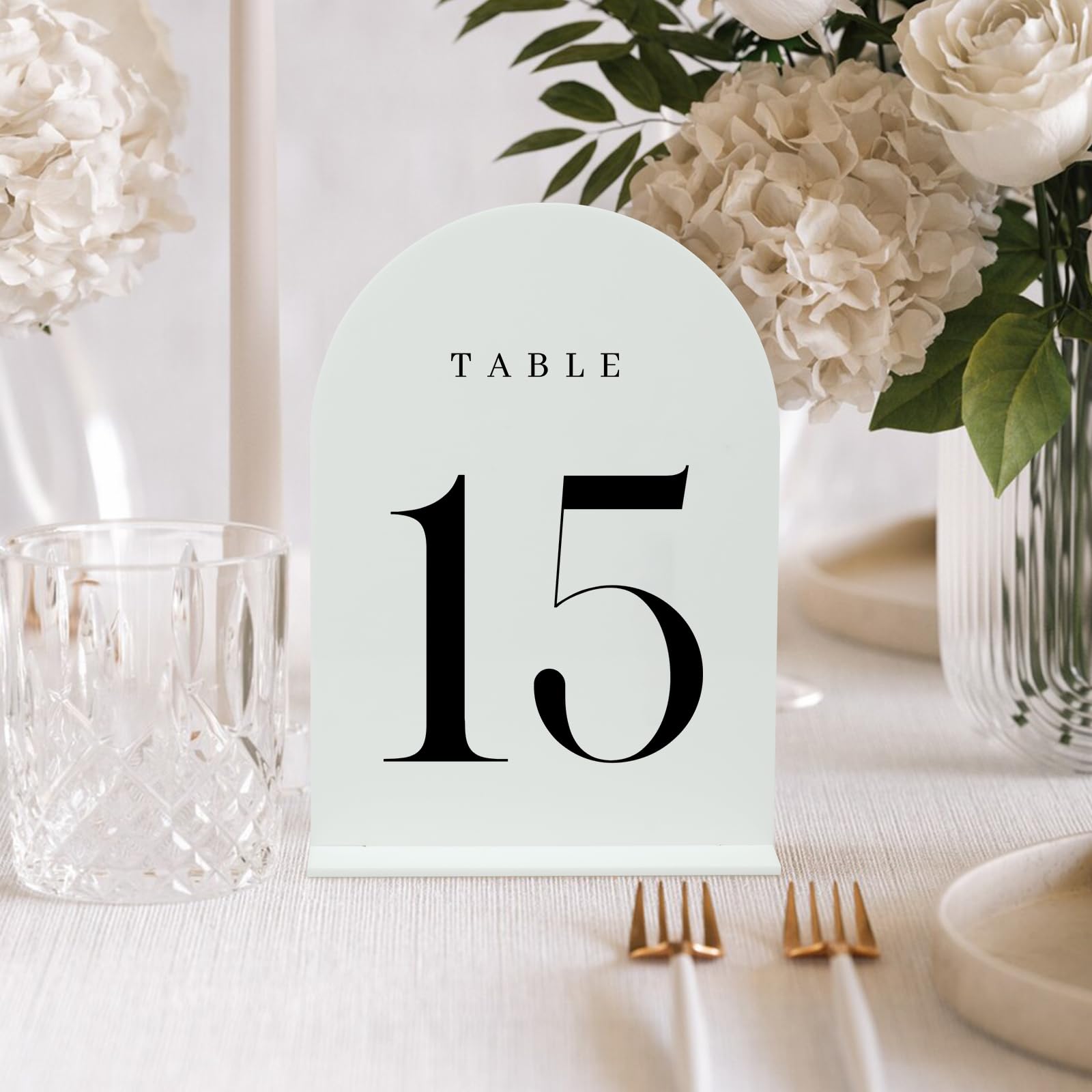 JINMURY White Arch Acrylic Table Numbers 1-30 with Stand, 5x7" White Arch Acrylic Sign and Holder Wedding Table Numbers for Reception, Centerpiece, Event (White, Black Font 1-30, 5x7 Inch)