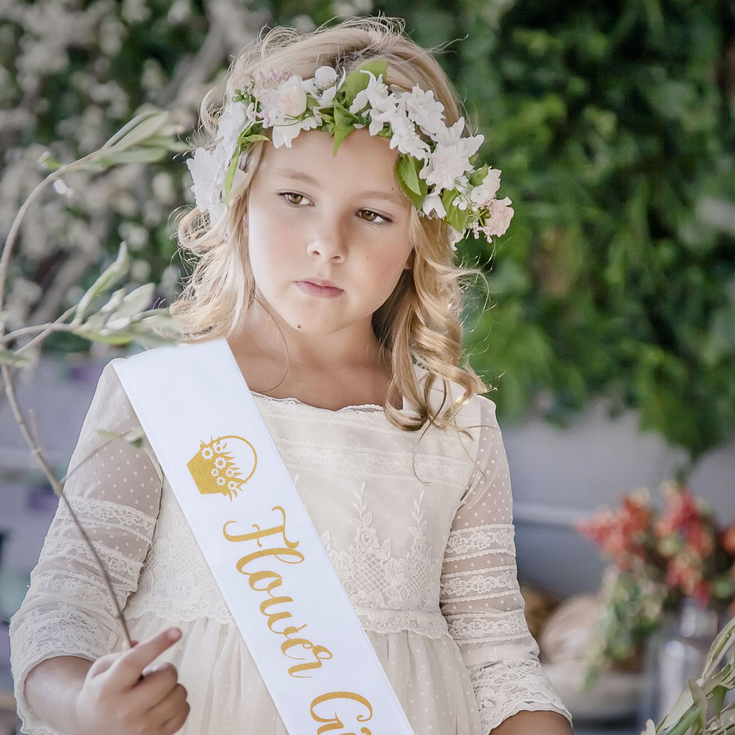 Flower Girl Sash - Cute White & Gold Girls sash for Wedding | Fits ages 1 to 10 years old | Bridal Shower Party Proposal Bridesmaids Set Decorations Supplies Favors Gifts Accessories Gift Favor Decor