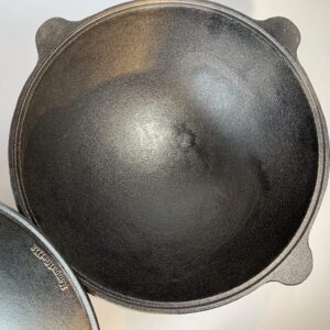 MangalGrills Kazan Cast Iron Cauldron Qazan Qozon Caldero Kadai Plov Pilaf Shorpa Uzbek Wok (15L-4Gal)