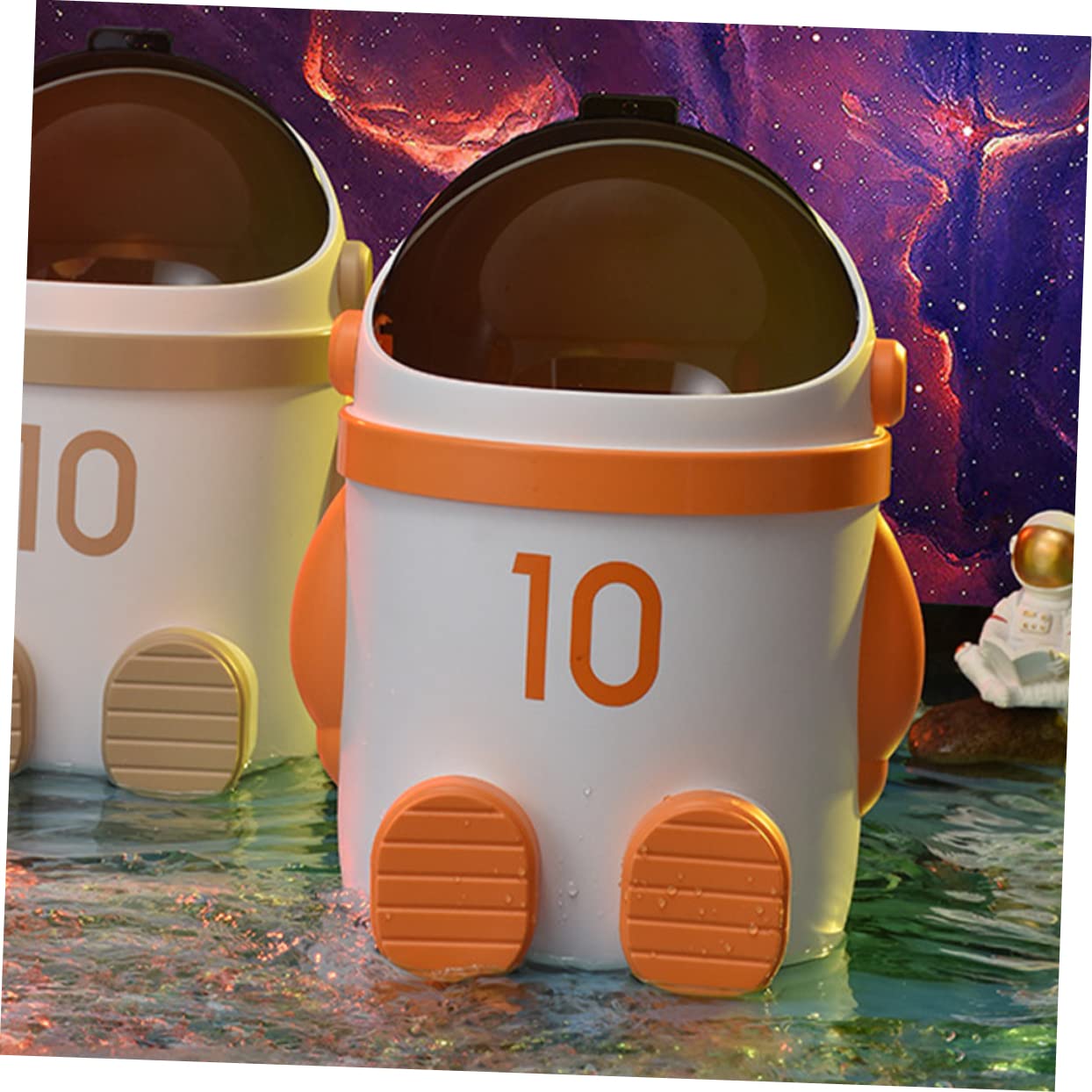 Astronaut Trash Can Garbage Can Kitchen Trash Bin Waste Basket Waste Bin Plastic Trash Can Small Trashcan Small Trash Can Wastepaper Storage Holder Trash Bucket Rubbish Can