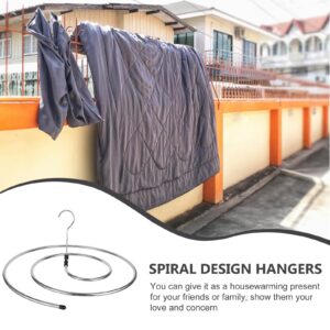 BESPORTBLE Spiral Sheet Hanger, Stainless Steel, Space Saving Hangers for Sheets Bedspreads Coverlets Mattresses Tablecloths Sofa Covers Blankets Shawls Scarfs Capes (2-Pack)