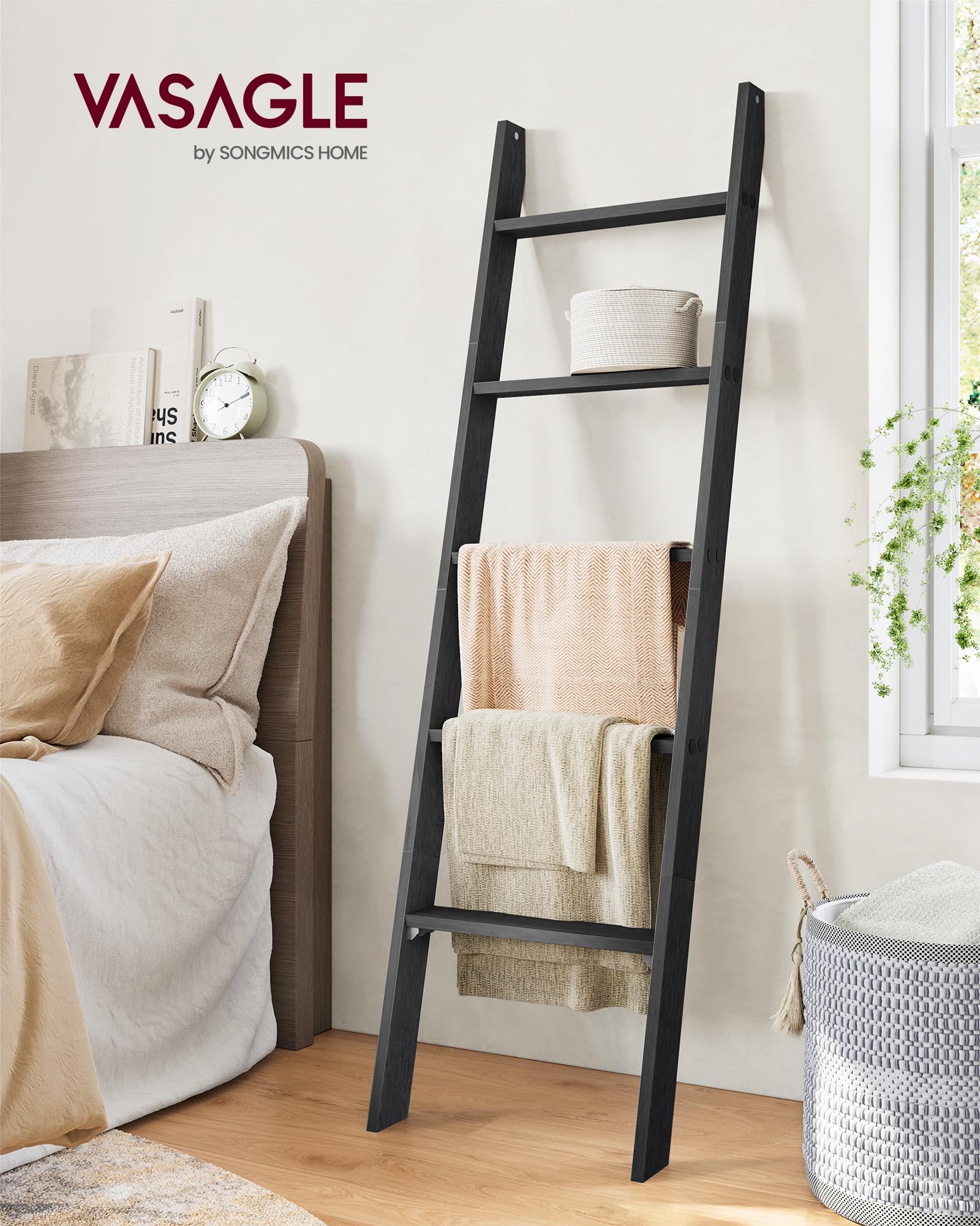 VASAGLE Blanket Ladder Decorative Farmhouse for The Living Room, 5-Tier Ladder Shelf, Ladder Rack for Storage and Decor, Ebony Black ULLS018B56