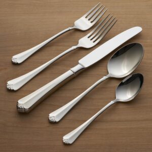 Oneida Golden Juilliard 5 Piece Fine Flatware Set, 18/10 Stainless, Service for 1,Silver