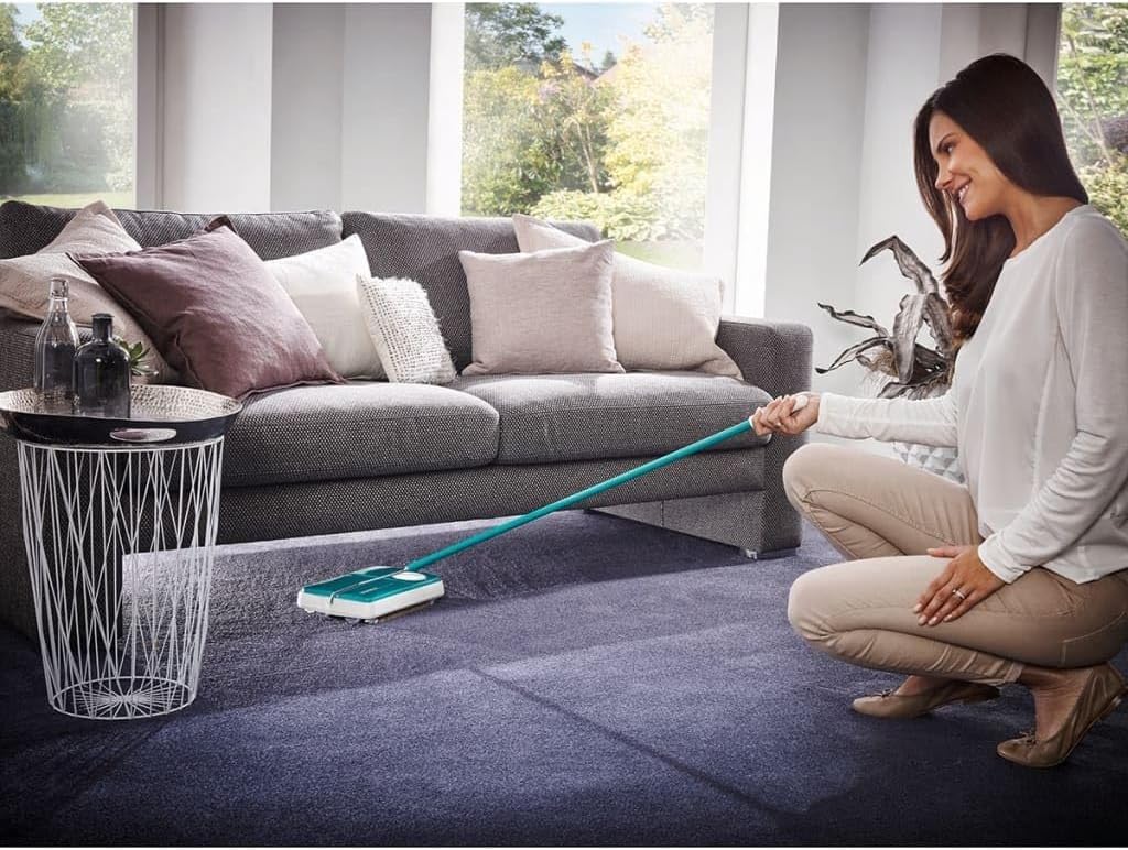 Leifheit Floor Sweeper, Carpet Sweeper,Carpet Sweeper Regulas, Turquoise, with Height Adjustment; 3 Sweeping Brushes; Sweeping Width 22 cm