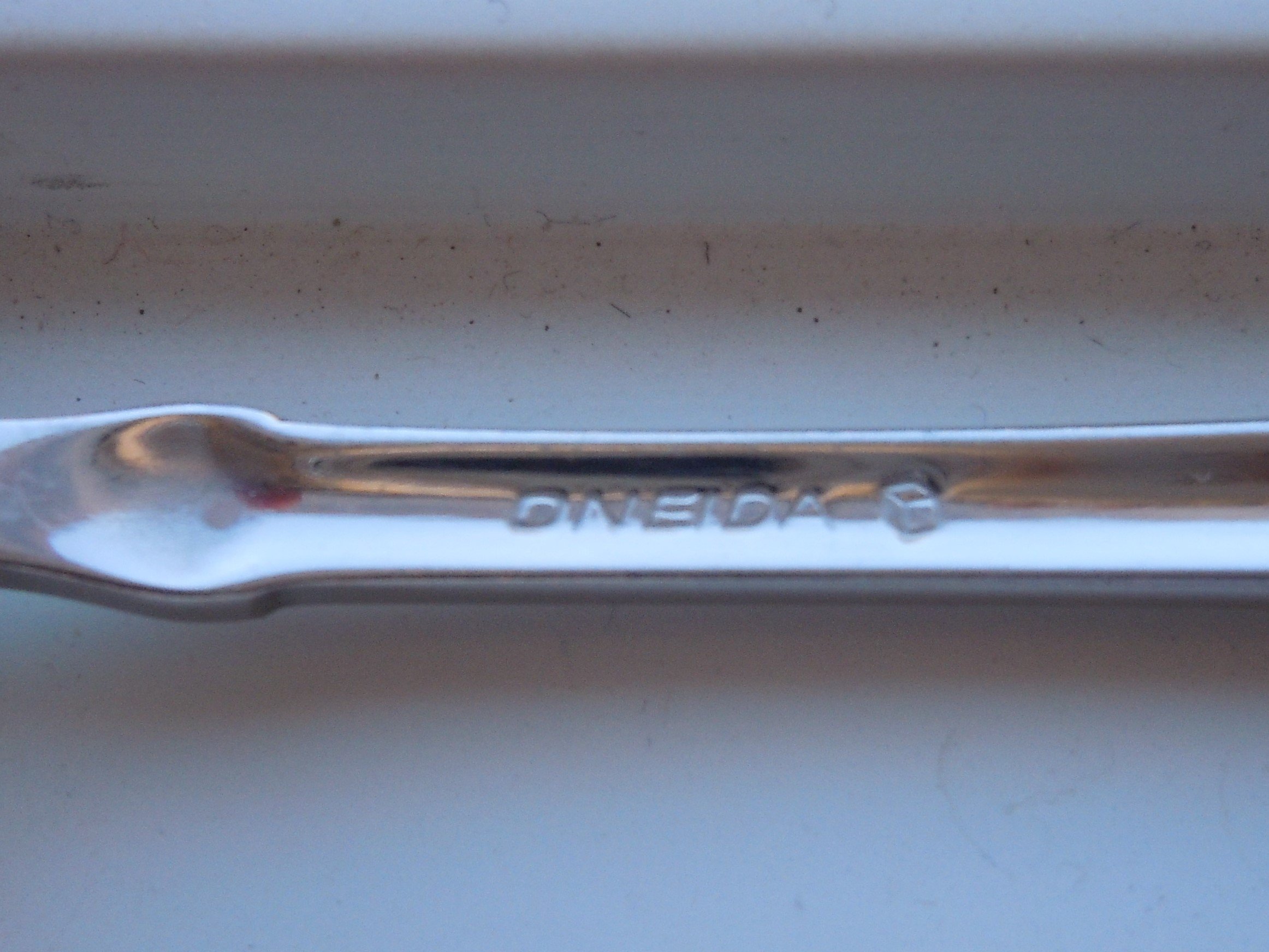 Oneida Golden Juilliard Salad Fork