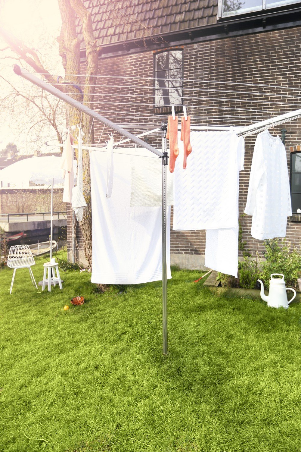 Brabantia Lift-o-Matic Large Rotary Airer Clothesline with Metal Soil Spear, 197 Feet, Silver