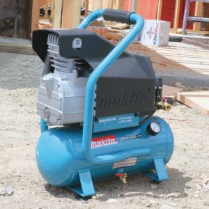 Makita MAC700 2.0 HP* Big Bore™ Air Compressor