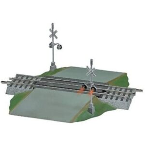 Lionel O Gauge FasTrack Grade Crossing with Flashers Signal Accessory with Sounds