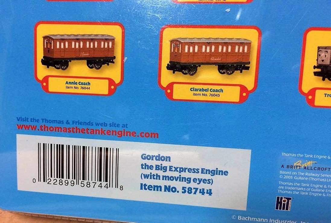 Bachmann Trains - THOMAS & FRIENDS GORDON THE EXPRESS ENGINE w/Moving Eyes - HO Scale