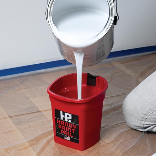 Handy Paint Pail, Holds 32-fl oz of Paint or Stain, Efficient for Clean-ups and Quick Color Changes with Integrated Magnetic Brush Holder