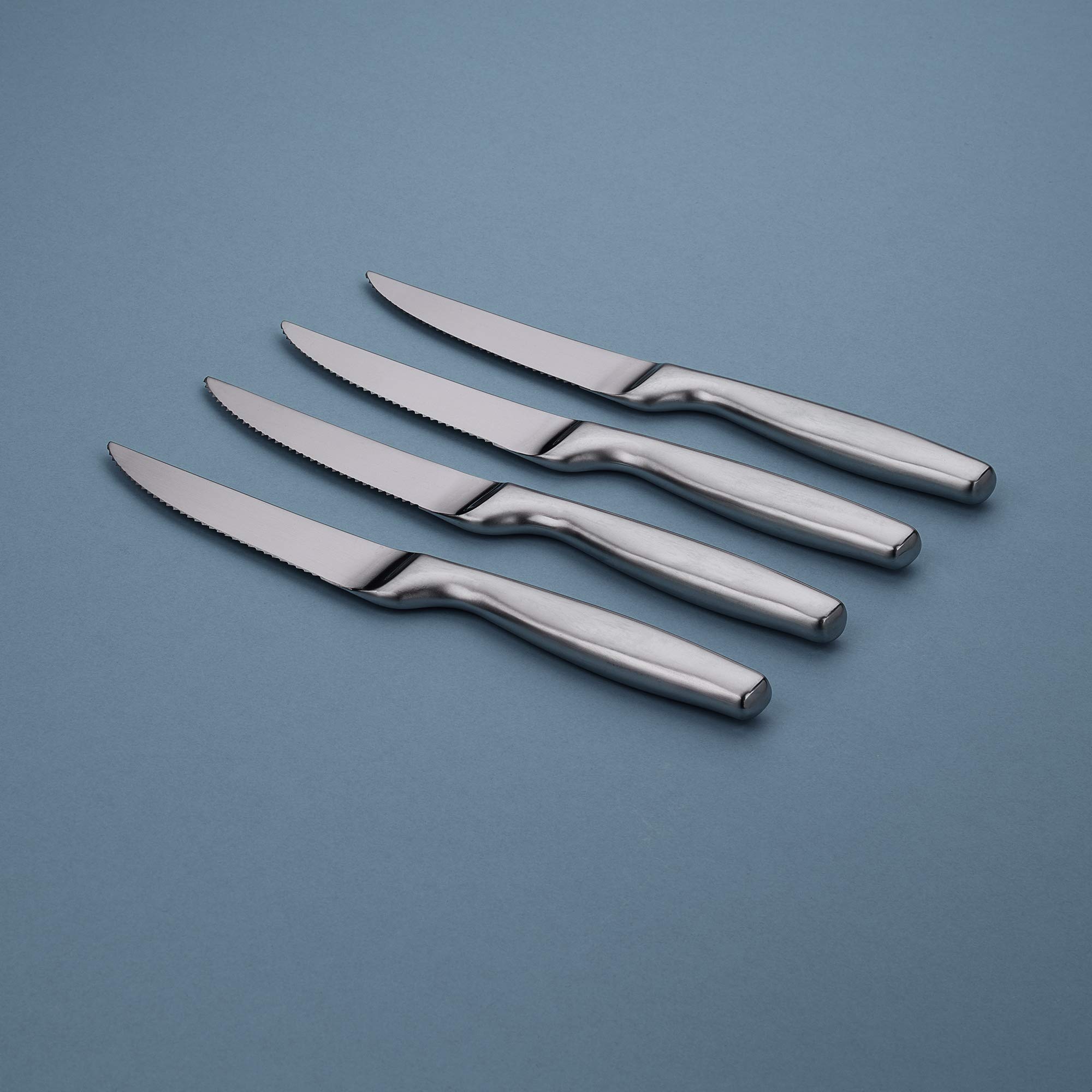 Gourmet Settings Steak Set of 4, Stainless Steel Serrated Knives Dishwasher Safe/Rust Proof Dinner Cutlery Blade, Professional Kitchen Knife Set