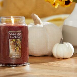 Yankee Candle Autumn Wreath Scented, Classic 22oz Large Jar Single Wick Aromatherapy Candle, Over 110 Hours of Burn Time, Fall Fragrance, Perfect for gifting