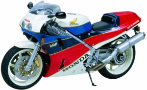 tamiya 300014057 honda vfr 750r 1987 motorradmodell bausatz 1:12 vehicle 14057 vfr750r motorbike model kit, brown, mittel