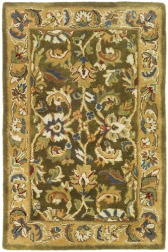 SAFAVIEH Classic Collection Accent Rug - 2' x 3', Olive & Camel, Handmade Traditional Oriental Wool, Ideal for High Traffic Areas in Entryway, Living Room, Bedroom (CL758M)