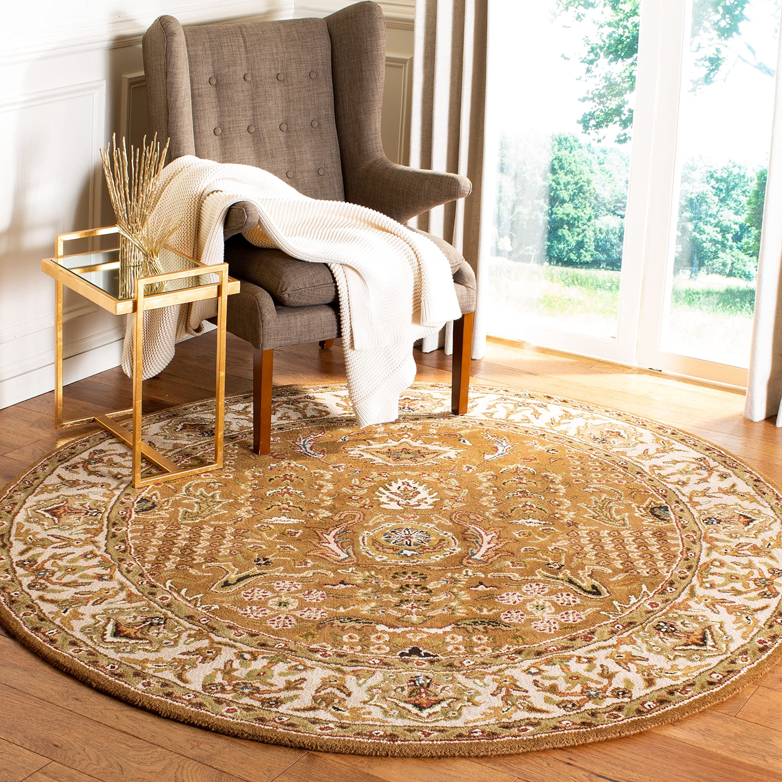 SAFAVIEH Classic Collection Accent Rug - 2' x 3', Gold & Beige, Handmade Traditional Oriental Wool, Ideal for High Traffic Areas in Entryway, Living Room, Bedroom (CL764A)