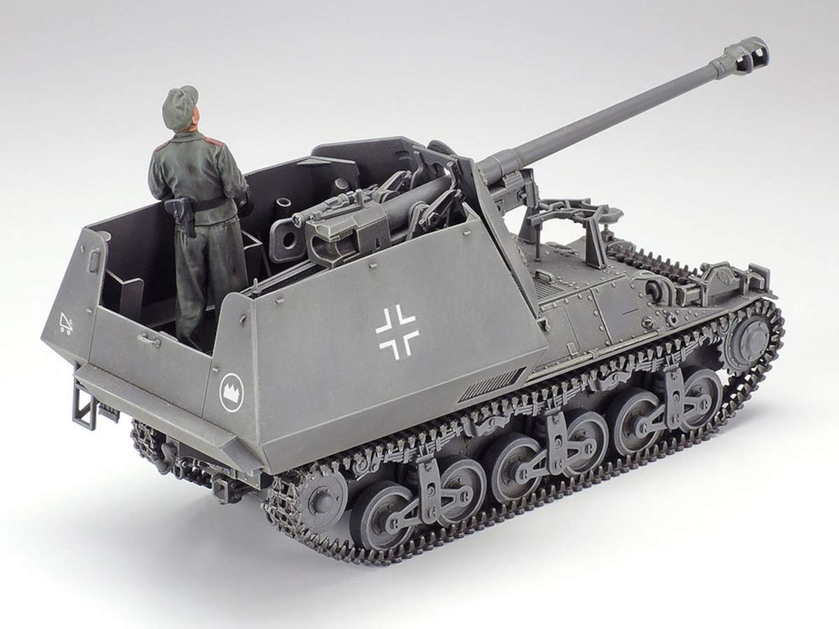 Tamiya 35370-000 1:35 German Sd.Kfz.135 Marten I Hunting Tank, Highly Model, Plastic Kit for Assembly, Detailed Replica, Unpainted, Brown