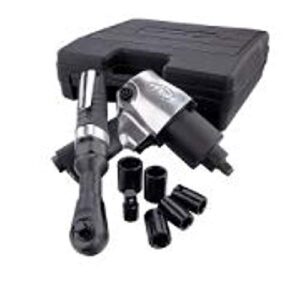 Ingersoll Rand 2317G Edge Series Kit with 231G Air Impact & 170G Air Ratchet Wrench, 5 Piece Socket Set and Storage Carry Case, Ergonomic Grips, Black