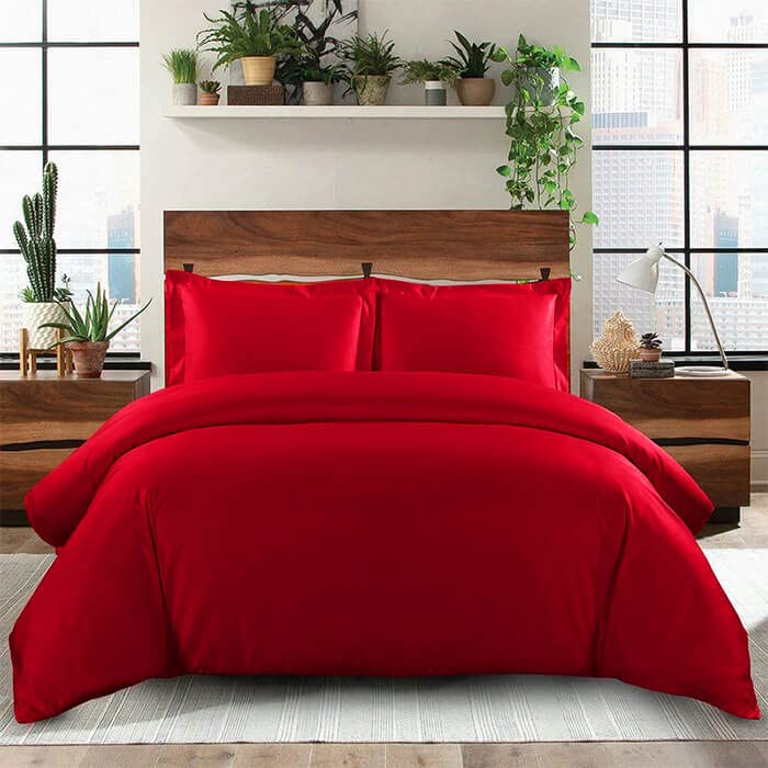 Royal Hotel's Solid Red 600-Thread-Count 4pc Queen Bed Sheet Set and 3pc Duvet-Cover-Sets 100-Percent Cotton, Sateen Solid, Deep Pocket