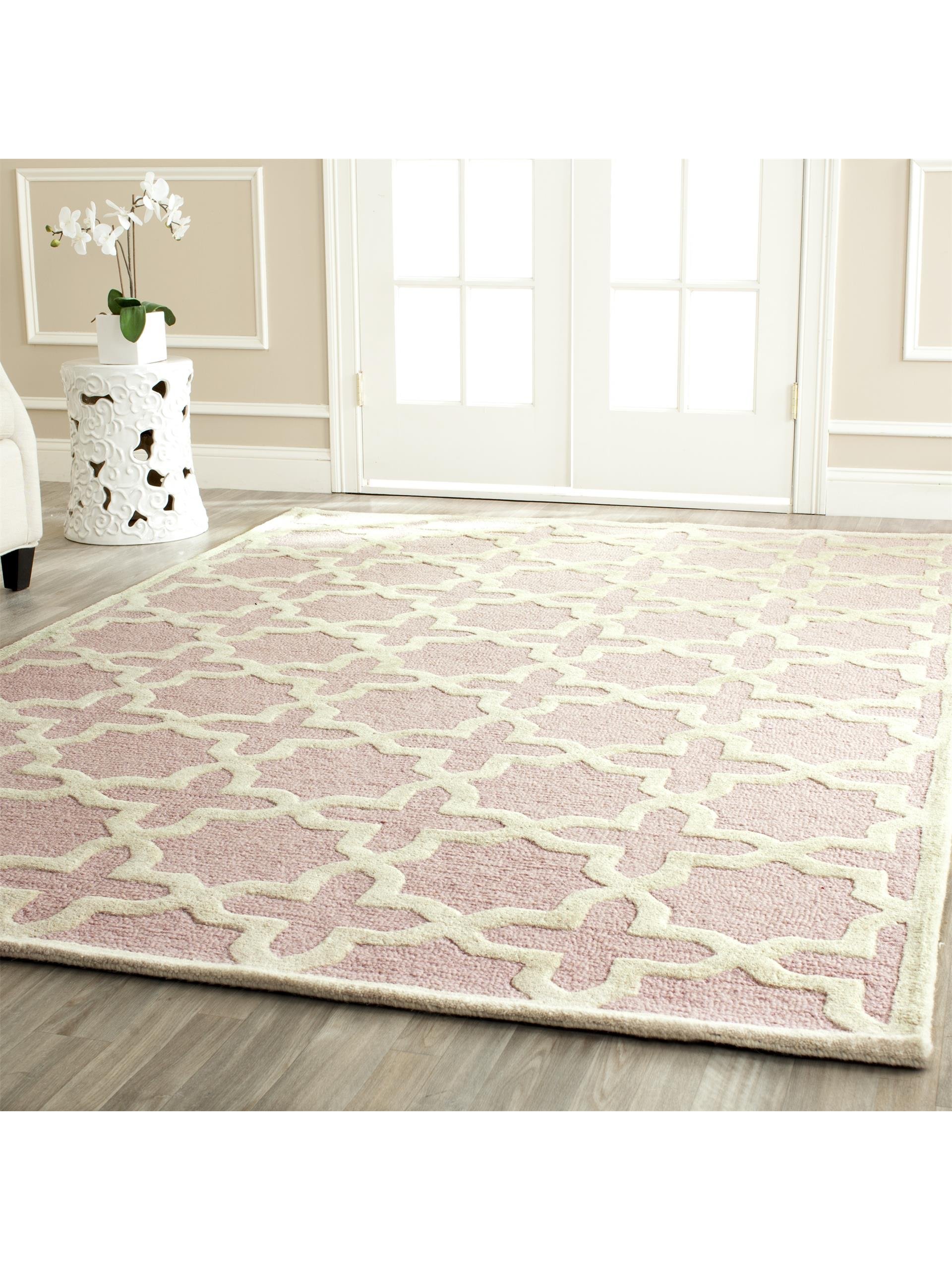 SAFAVIEH Cambridge Collection 10' x 14' Light Pink / Ivory CAM125M Handmade Moroccan Premium Wool Area Rug