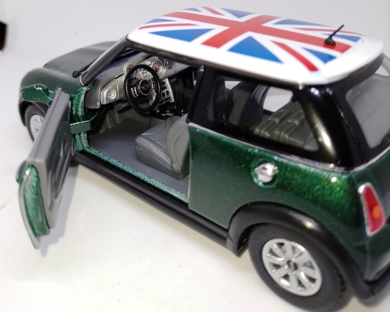 KiNSMART Mini Cooper S 5" 1:28 Scale Die Cast Metal Model Toy Car British Flag Green w/Pullback Action