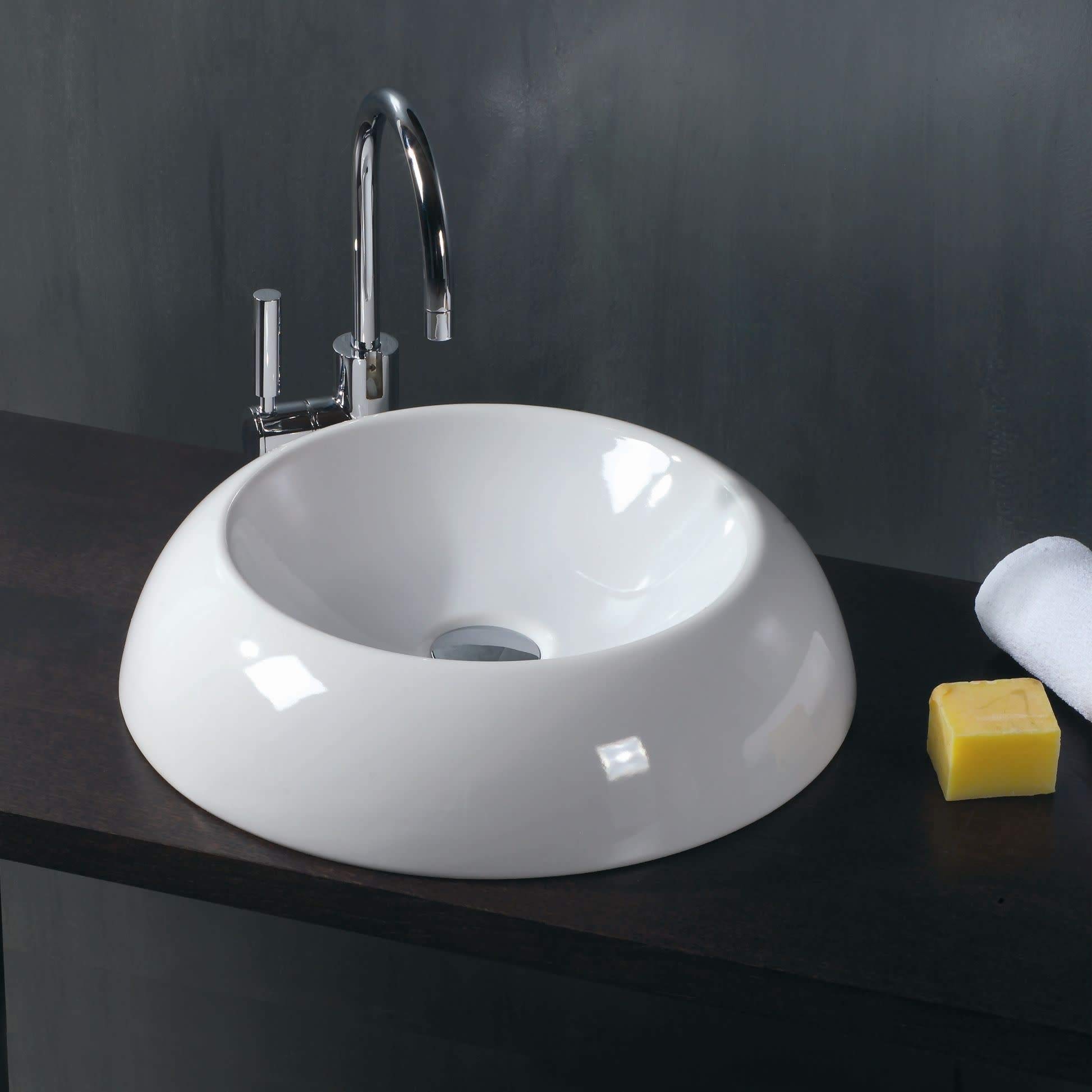 Ceramica Bathroom Sink Faucet Mount: Single Hole