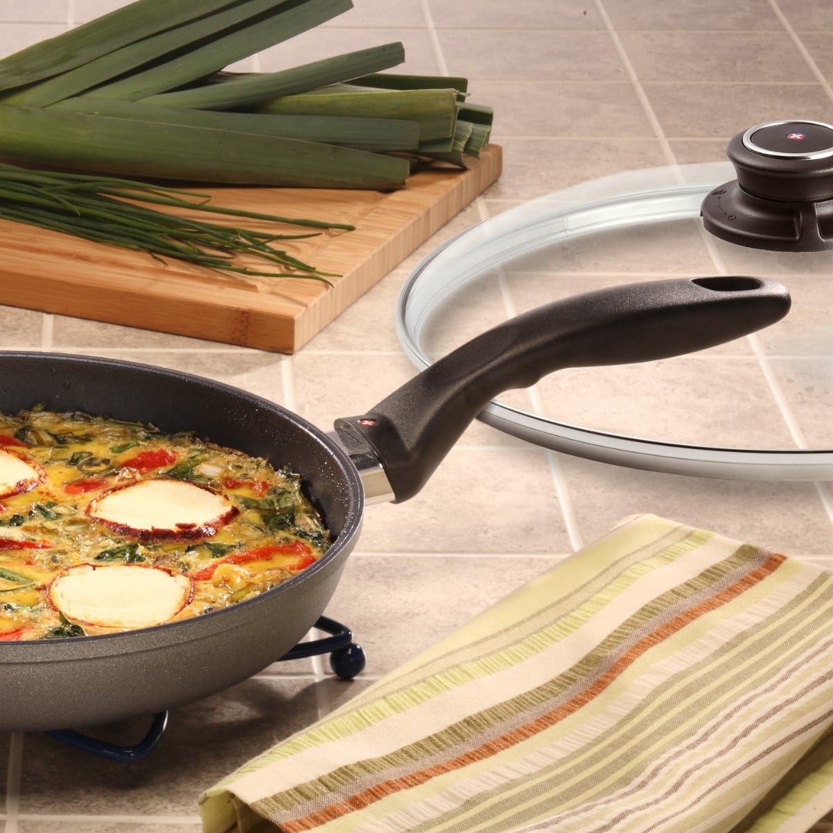 Non-Stick Frying Pan Size: 10.25" Diameter