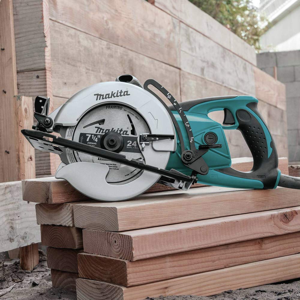 Makita 5477NB-R 7-1/4 in. Hypoid Saw (Renewed)