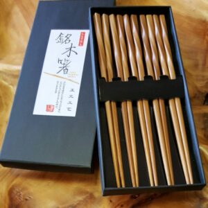 10 (5 pairs) Elegant Twist Bamboo Chopsticks