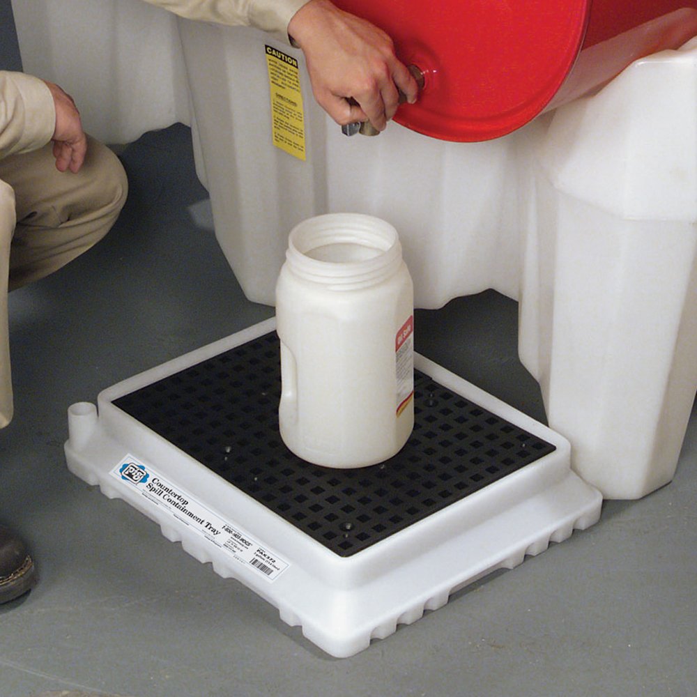 PIG Spill Containment Tray | New Pig Spill Tray | 3 Gallon Sump Capacity | PAK372, White/Black