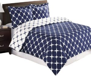 8pc bloomingdale navy and white california king size bed in a bag set include: 3pc duvet cover set + 4pc sheet set+ 1pc down alternative comforter