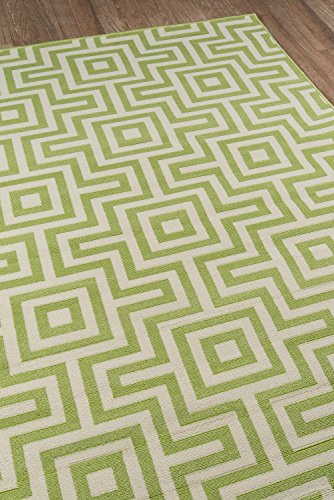 Momeni Rugs , Baja Collection Contemporary Indoor & Outdoor Area Rug, Easy to Clean, UV protected & Fade Resistant, 2'3" x 7'6" Runner, Green